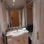 Marinesco V.v. Apartment